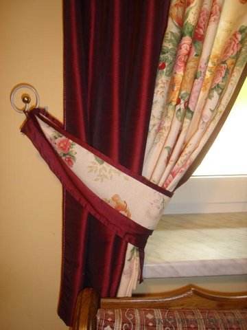 http://howtobeyourowndressmaker.blogspot.com/