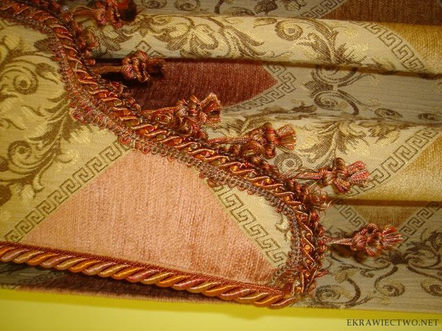 http://howtobeyourowndressmaker.blogspot.com/
