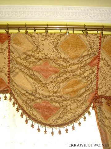 http://howtobeyourowndressmaker.blogspot.com/