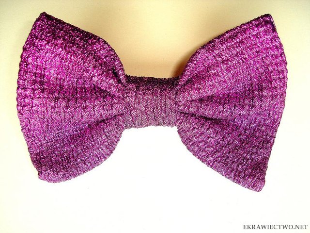 http://howtobeyourowndressmaker.blogspot.com/