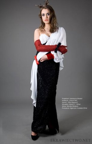 http://howtobeyourowndressmaker.blogspot.com/