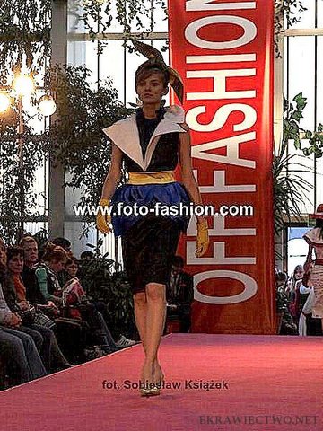 http://howtobeyourowndressmaker.blogspot.com/