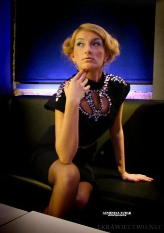 http://howtobeyourowndressmaker.blogspot.com/