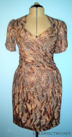 http://howtobeyourowndressmaker.blogspot.com/