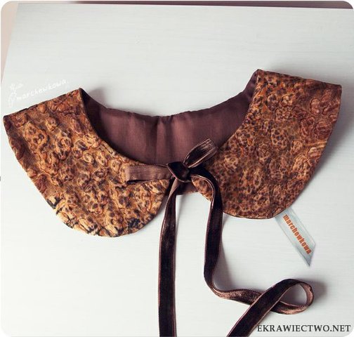 Peter Pan collar